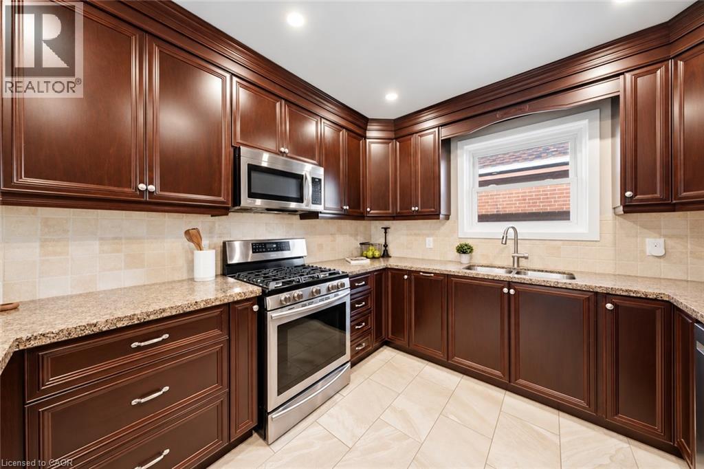 143 Huxley Avenue S, Hamilton, Ontario  L8K 2P9 - Photo 19 - 40871688