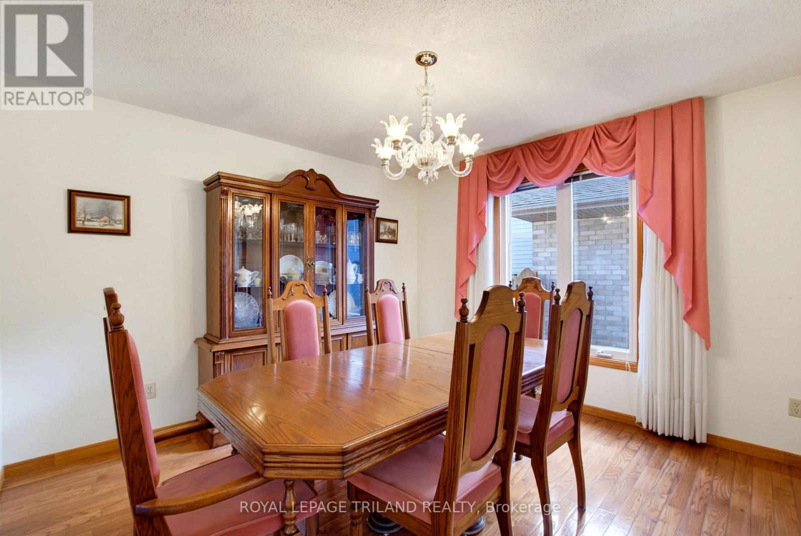 1749 Jalna Boulevard, London South, Ontario  N6E 3S5 - Photo 10 - X14092312