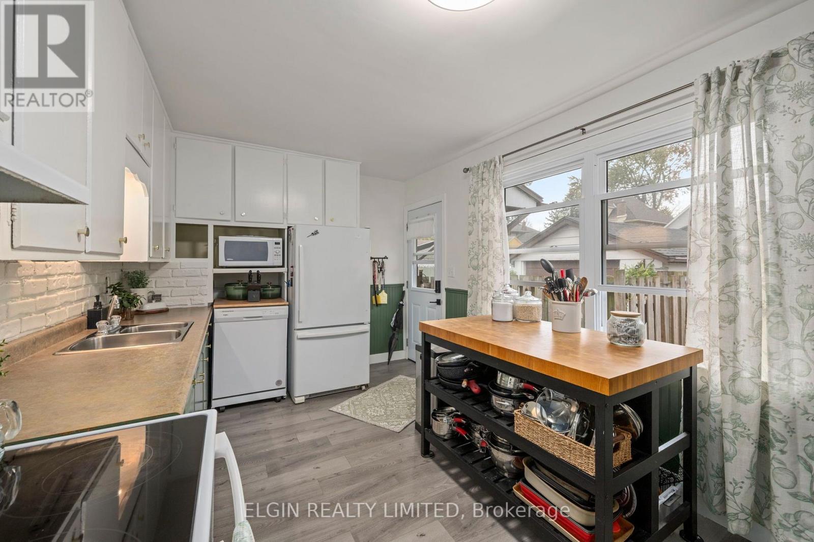 48 Elizabeth Street, St. Thomas, Ontario  N5R 2X1 - Photo 12 - X14092320