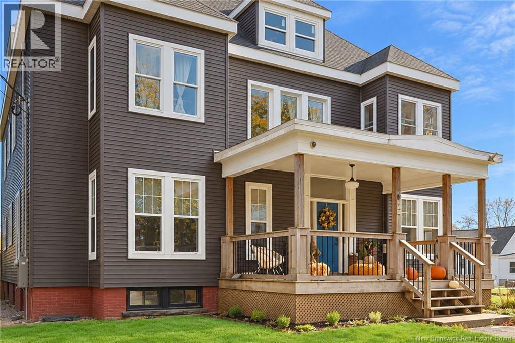 357 Dufferin Row Saint John New Brunswick Canada E2M2J7 3
