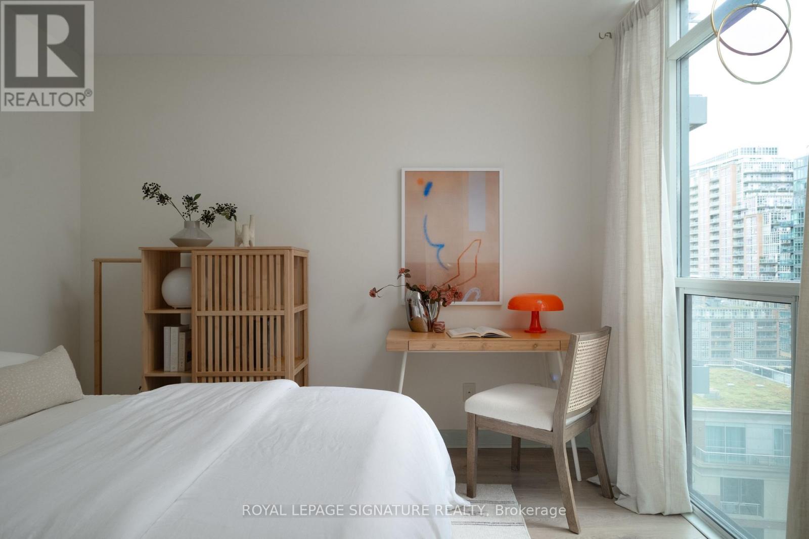 901 - 80 Western Battery Road, Toronto, Ontario  M6K 3S1 - Photo 14 - C14092306