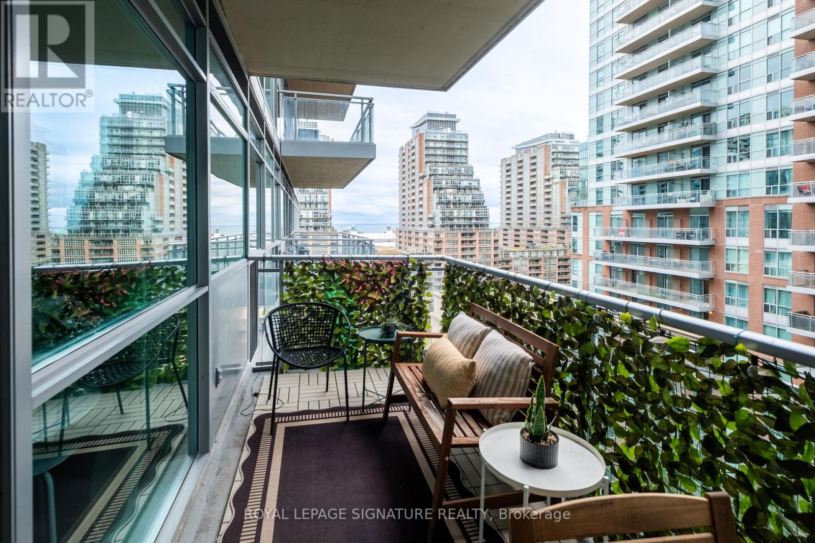 901 - 80 Western Battery Road, Toronto, Ontario  M6K 3S1 - Photo 22 - C14092306