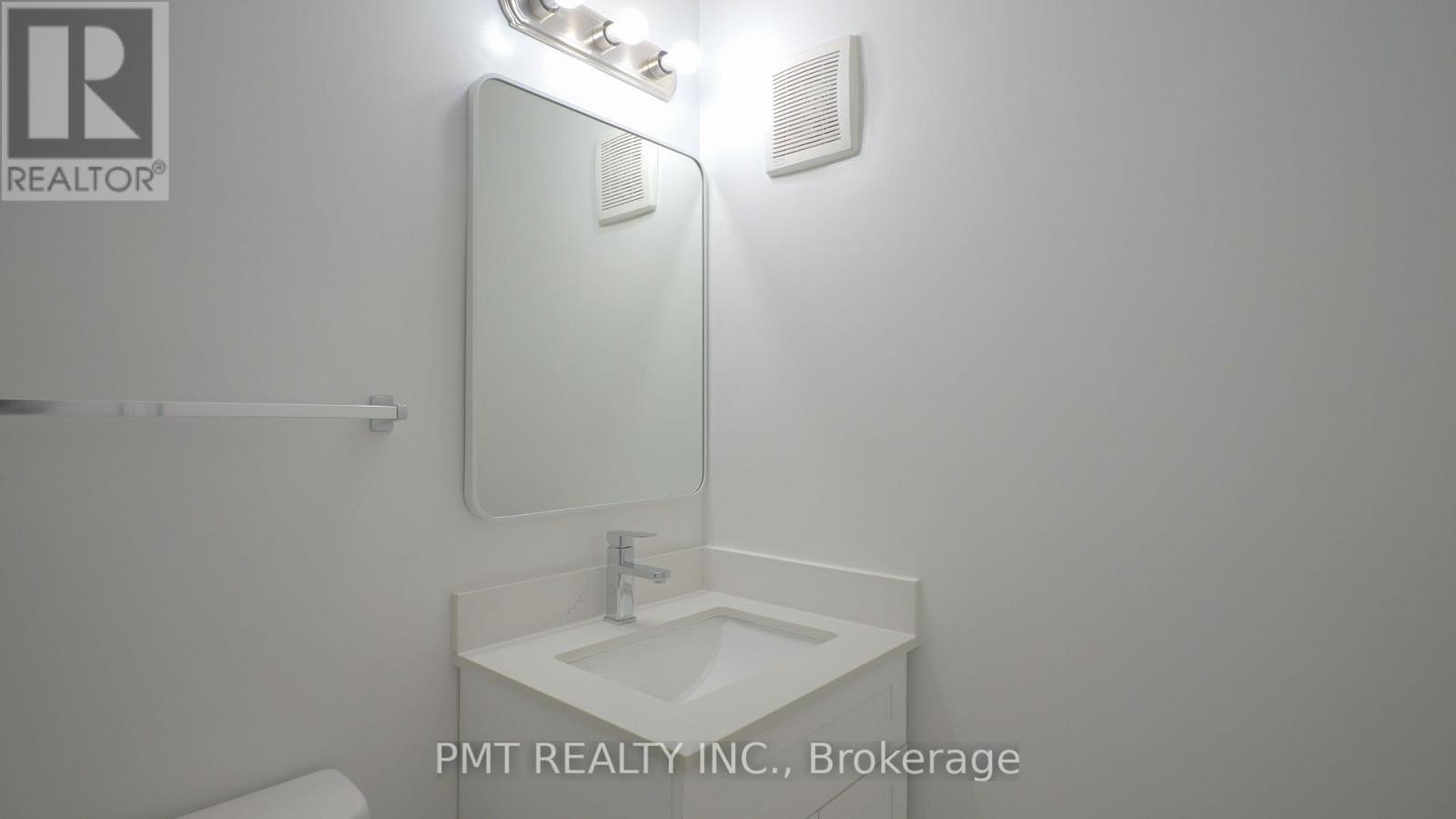 2 - 1774 Danforth Avenue, Toronto, Ontario  M4C 1H8 - Photo 24 - E13710616