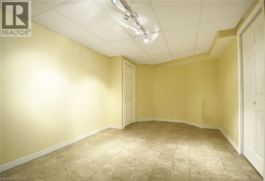 6 Terraview Crescent, Guelph, Ontario  N1G 5B1 - Photo 28 - 40870694