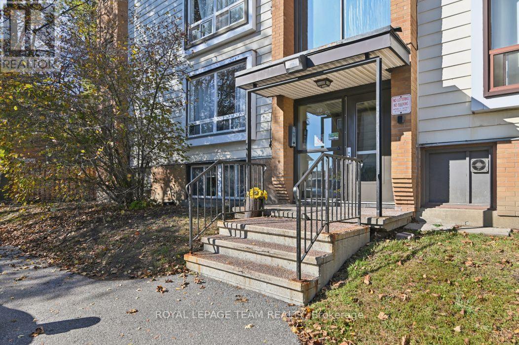 10 - 49 Sumac Street, Ottawa, Ontario  K1J 7T7 - Photo 3 - X14092378