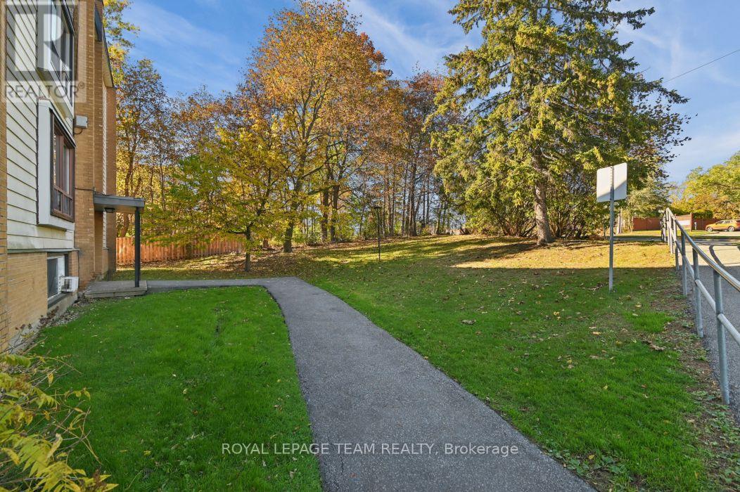 10 - 49 Sumac Street, Ottawa, Ontario  K1J 7T7 - Photo 31 - X14092378