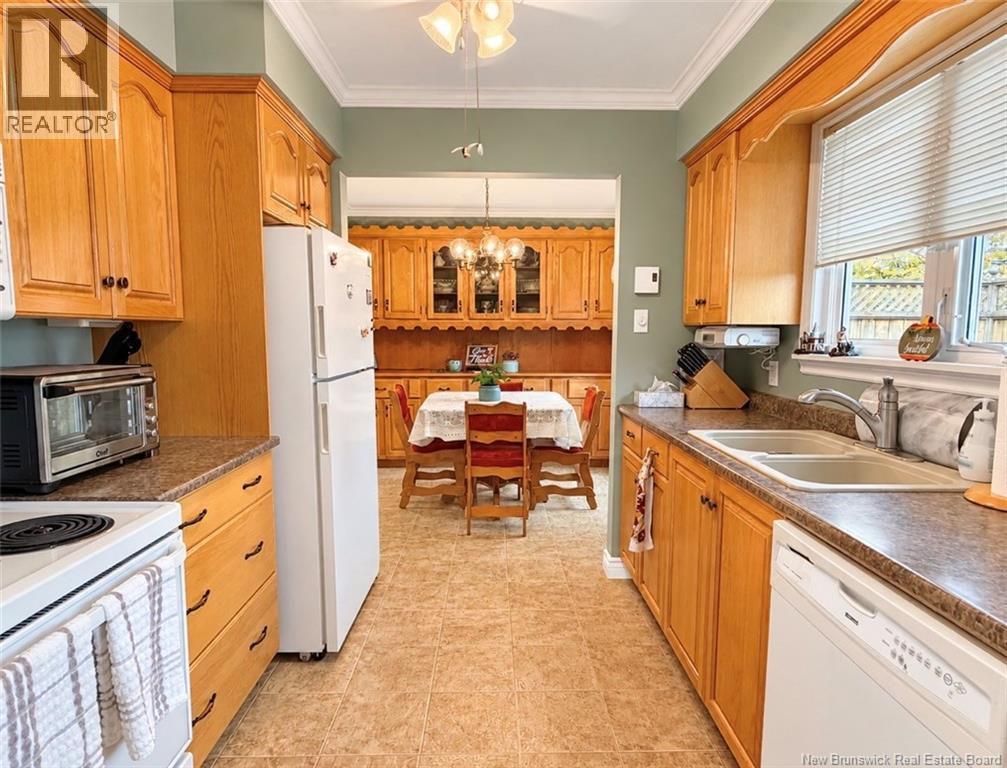 1235 Centennial, Bathurst, New Brunswick  E2A 4A9 - Photo 5 - NB149820