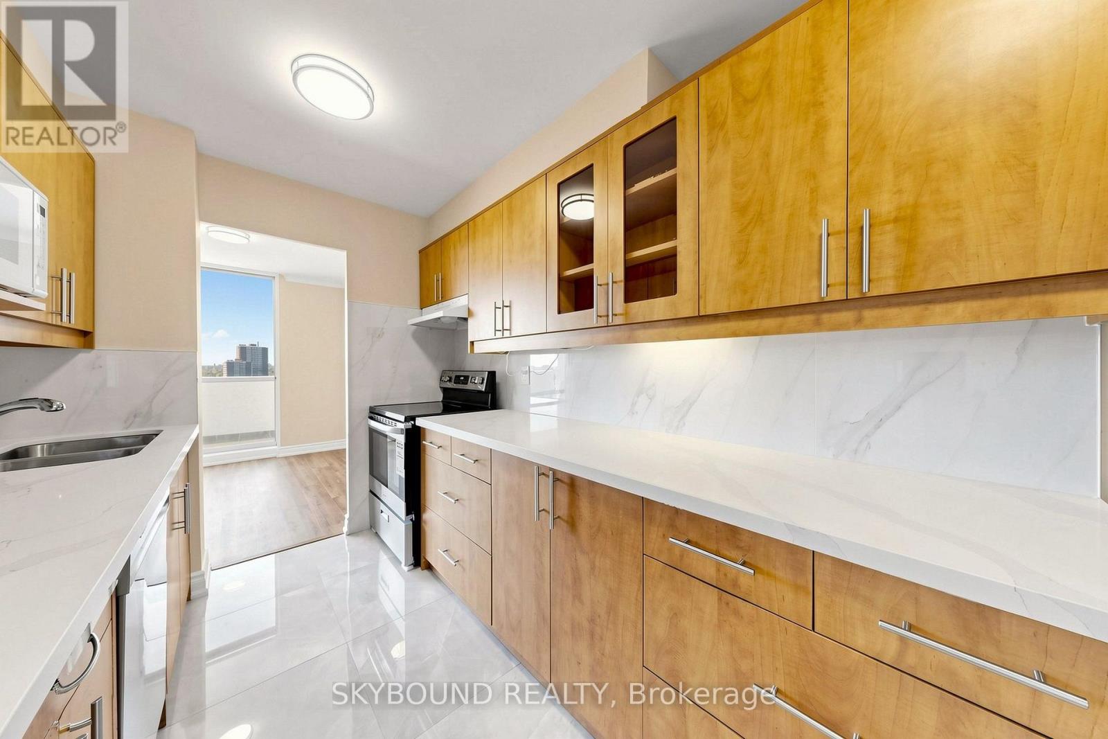 1710 - 1 Massey Square, Toronto, Ontario  M4C 5L4 - Photo 15 - E14092368