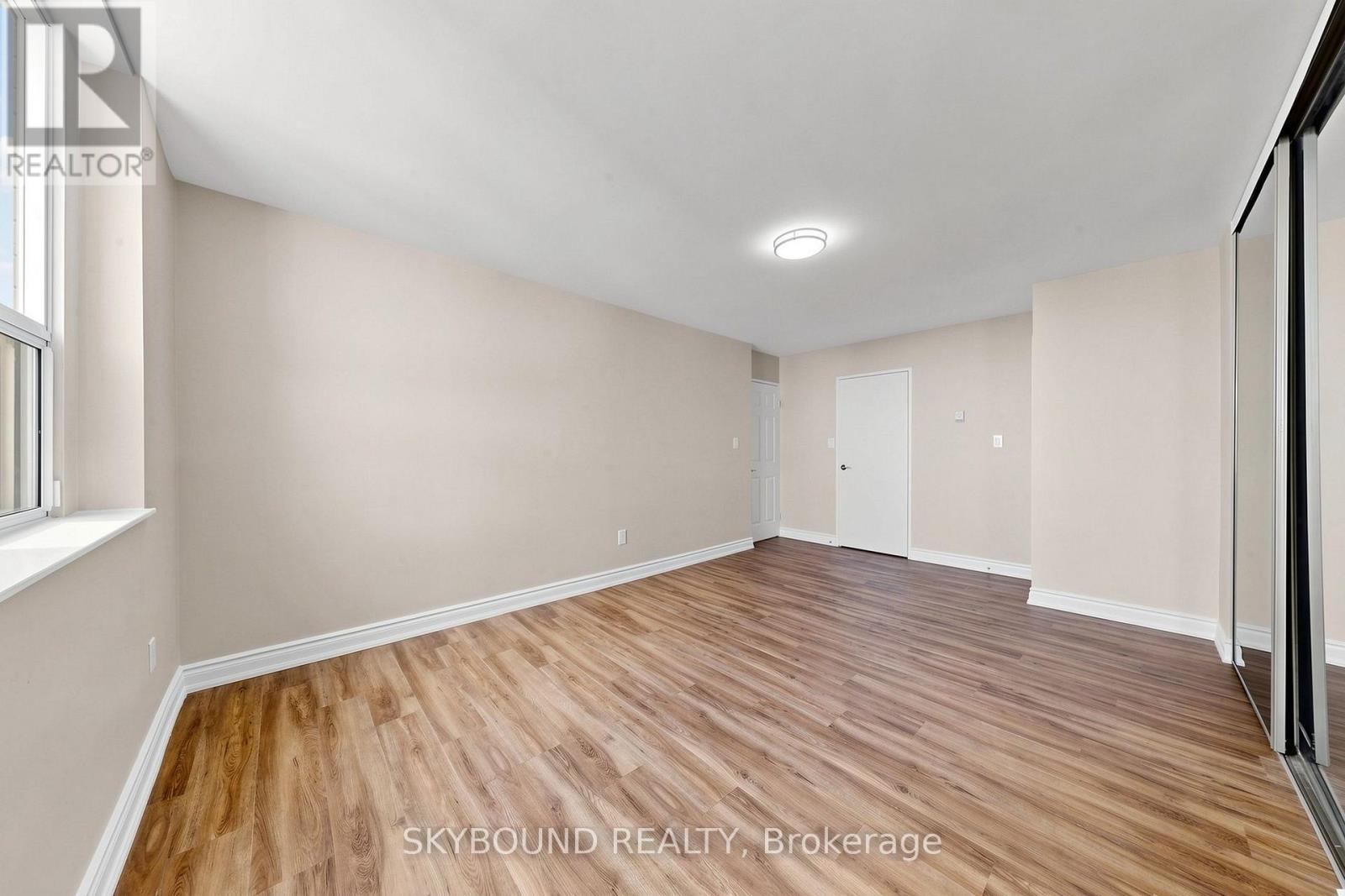1710 - 1 Massey Square, Toronto, Ontario  M4C 5L4 - Photo 24 - E14092368