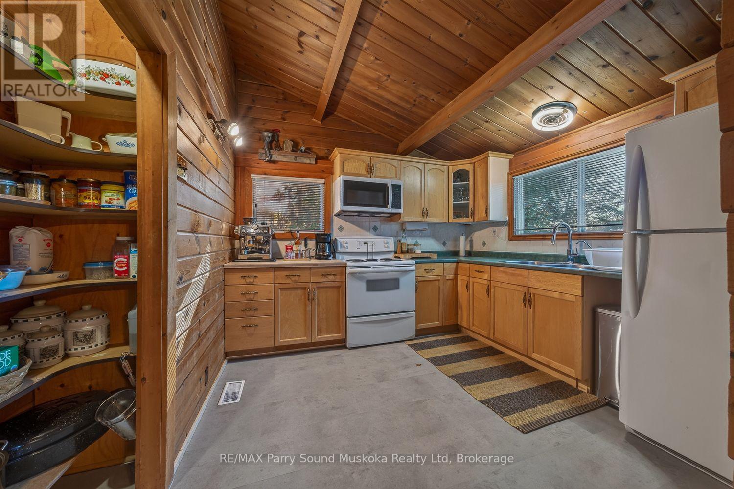 101 Robinson Road, Magnetawan (Ahmic Harbour), Ontario  P0G 1A0 - Photo 14 - X14092350