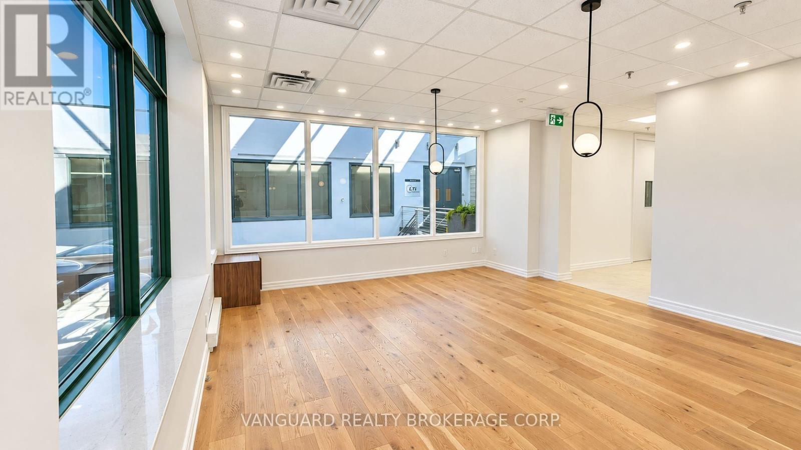 201 - 7941 Jane Street, Vaughan, Ontario  L4K 4L6 - Photo 3 - N13651314