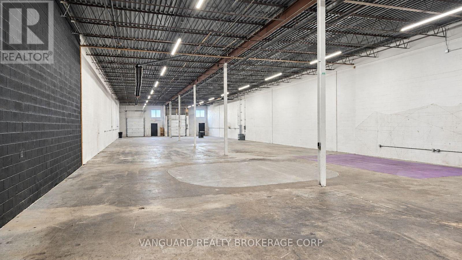 810 Flint Road, Toronto, Ontario  M3J 2J5 - Photo 7 - W12826876