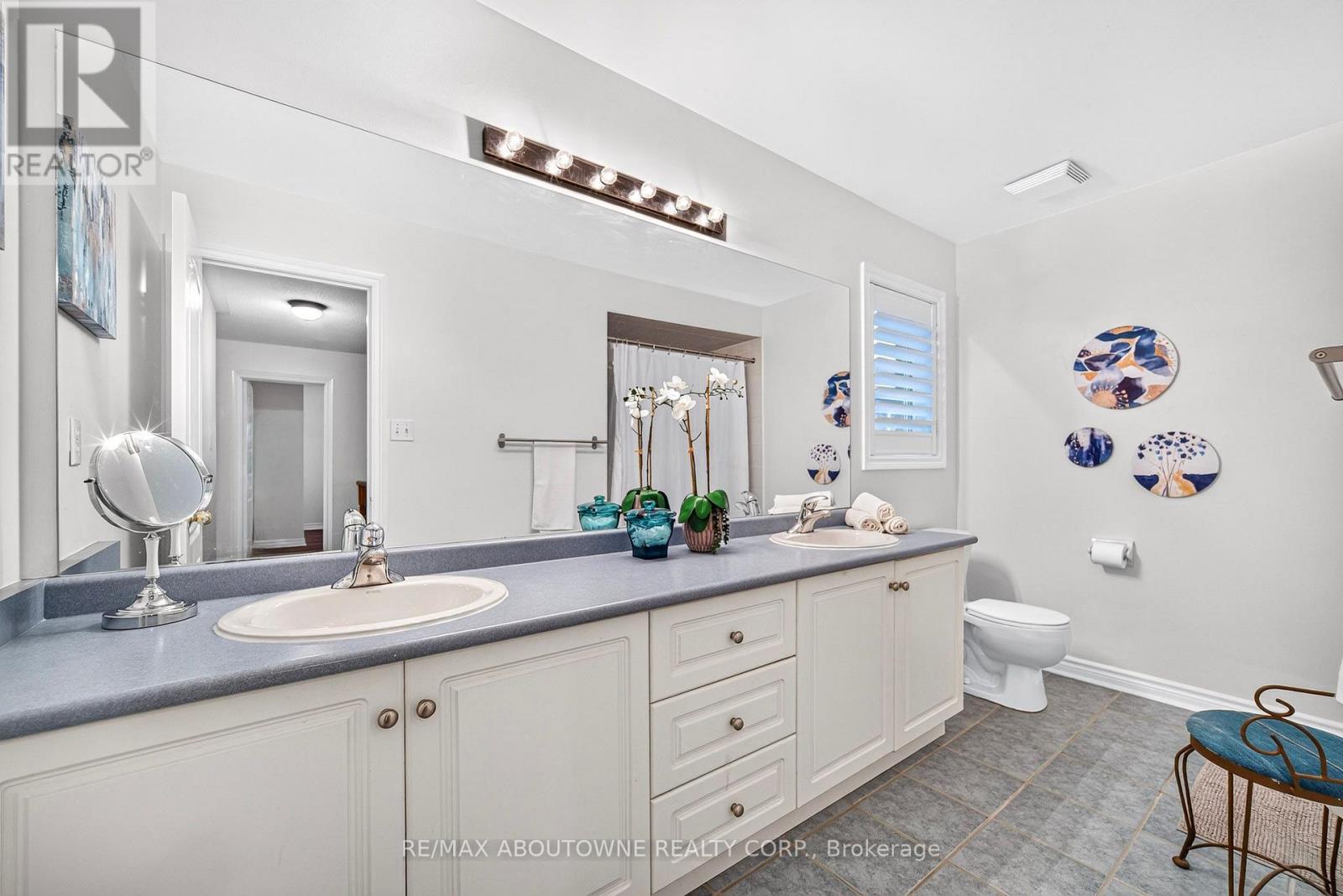 2447 Highmount Crescent, Oakville, Ontario  L6M 4Y9 - Photo 36 - W14087648