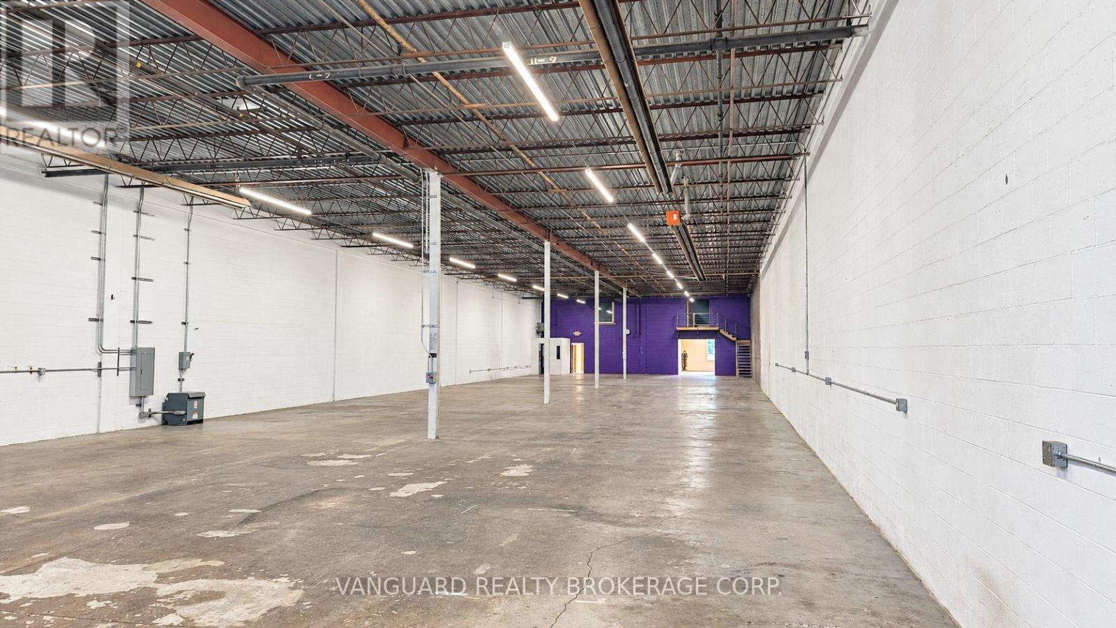 810 Flint Road, Toronto, Ontario  M3J 2J5 - Photo 8 - W12826876