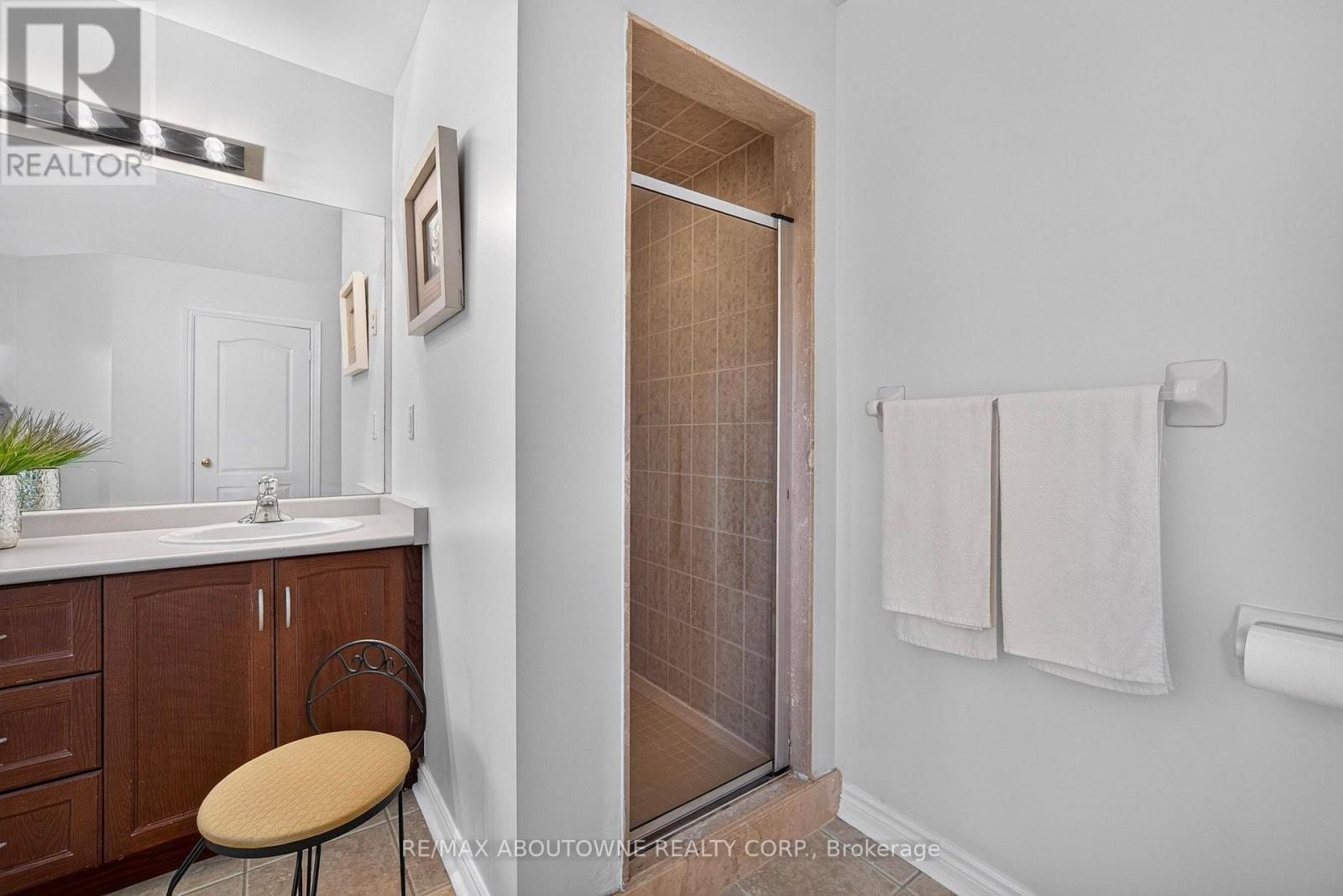2447 Highmount Crescent, Oakville, Ontario  L6M 4Y9 - Photo 35 - W14087648