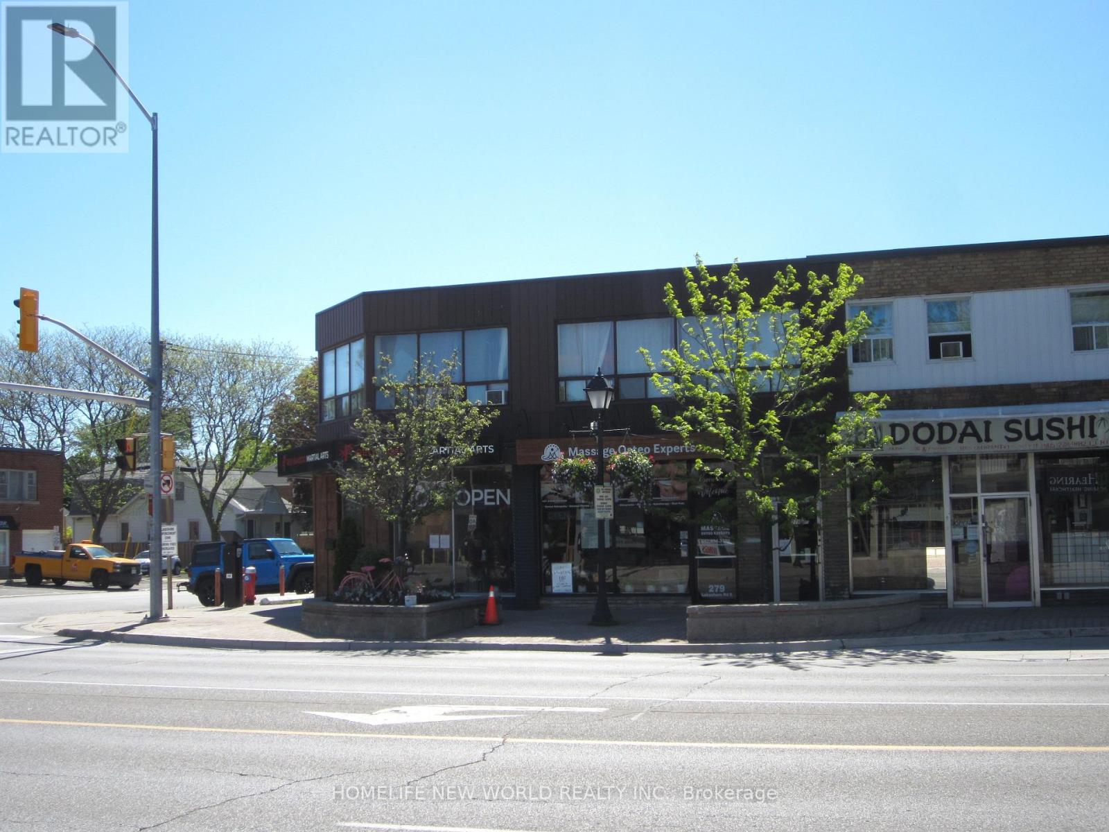 279 Lakeshore Road E, Mississauga, Ontario  L5G 1G8 - Photo 3 - W14092326