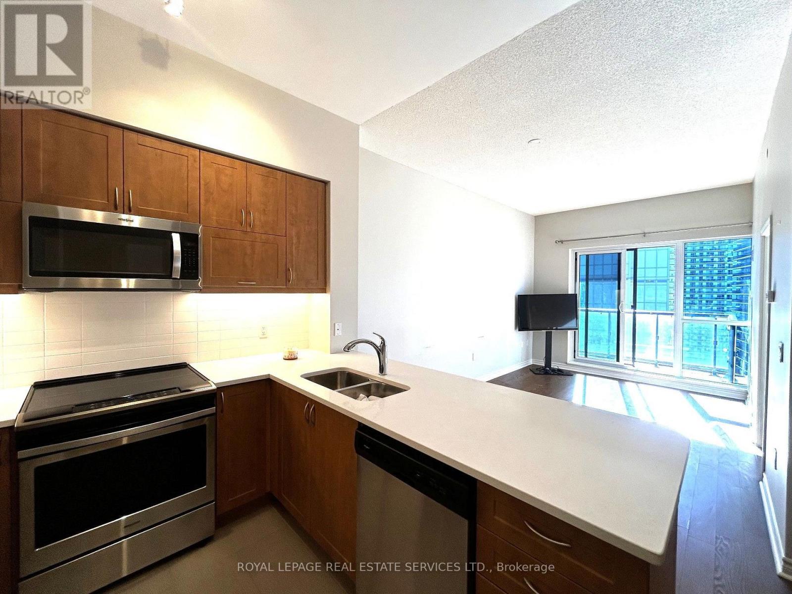 1702 - 39 Annie Craig Drive, Toronto, Ontario  M8V 0H1 - Photo 10 - W14092416