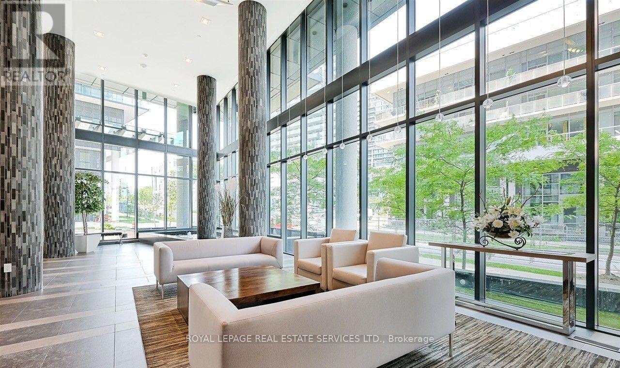 1702 - 39 Annie Craig Drive, Toronto, Ontario  M8V 0H1 - Photo 4 - W14092416