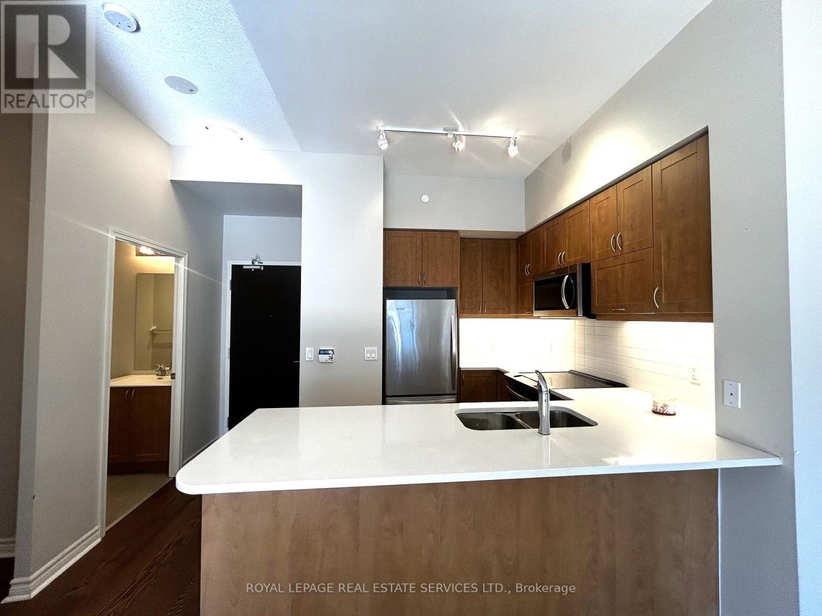 1702 - 39 Annie Craig Drive, Toronto, Ontario  M8V 0H1 - Photo 9 - W14092416