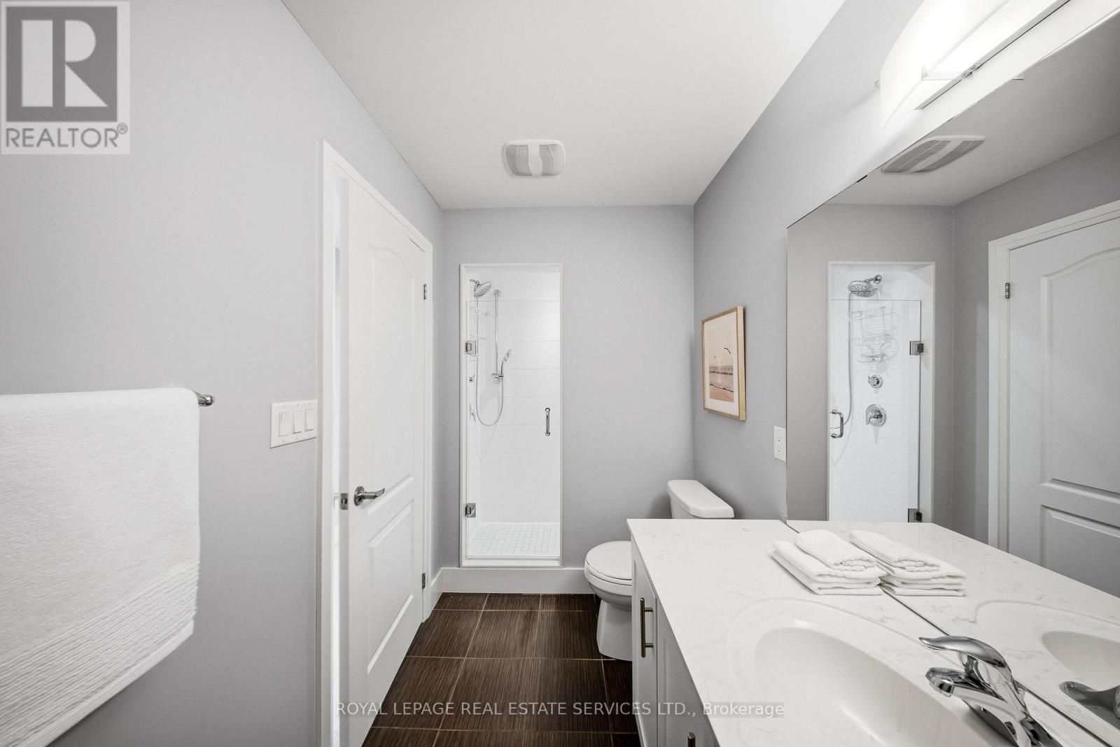 1233 Azinger Lane, Mississauga, Ontario  L5E 0A7 - Photo 23 - W14092422