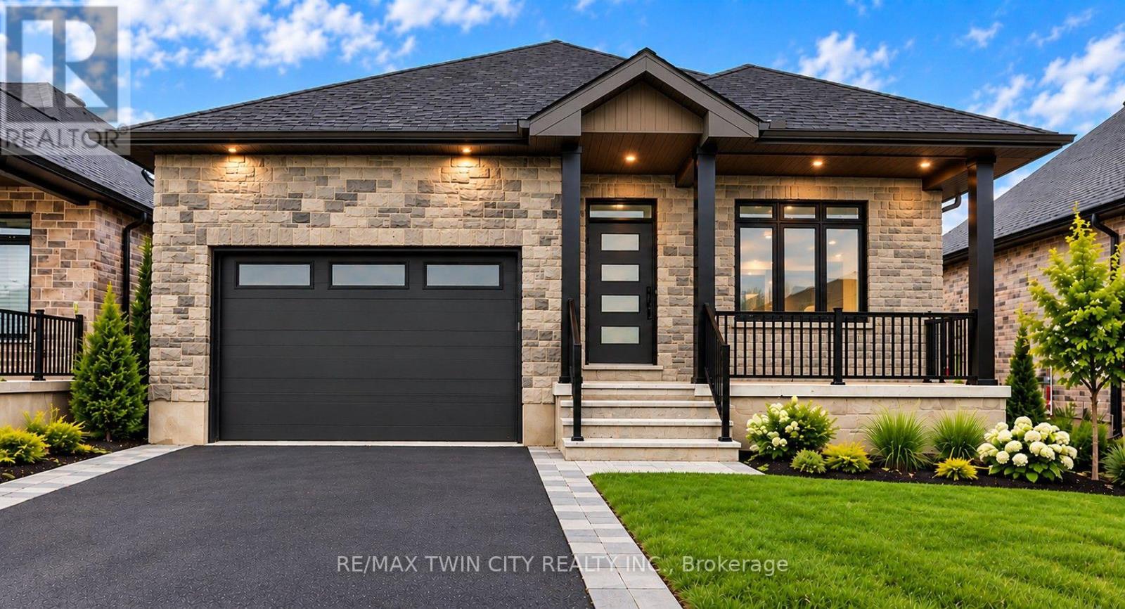 59 Weymouth Street, Woolwich, Ontario  N3B 0E6 - Photo 2 - X14092344