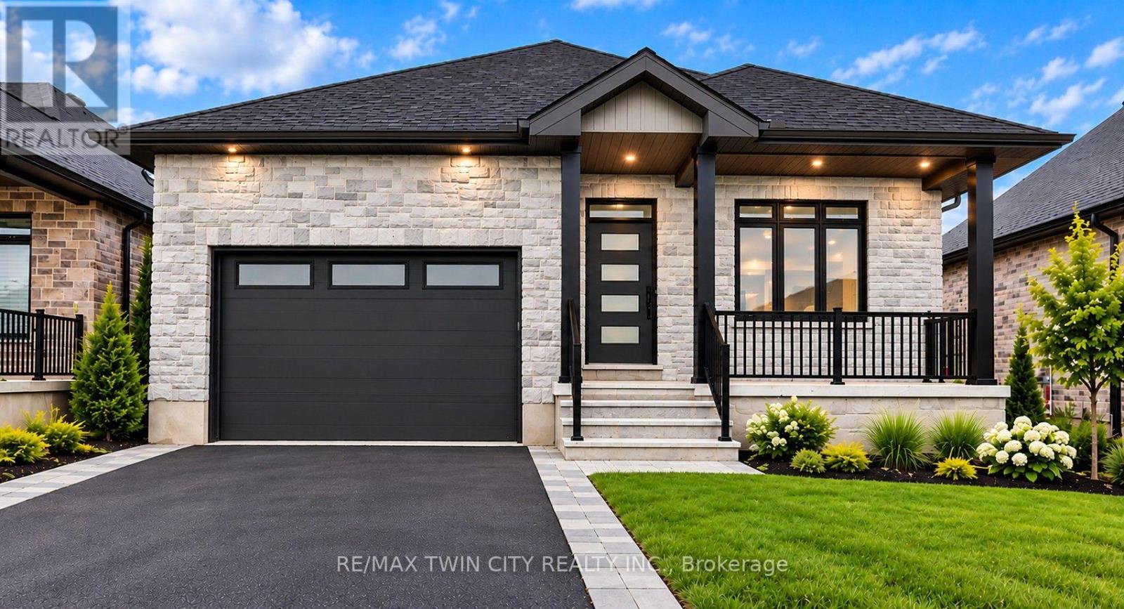 59 Weymouth Street, Woolwich, Ontario  N3B 0E6 - Photo 3 - X14092344