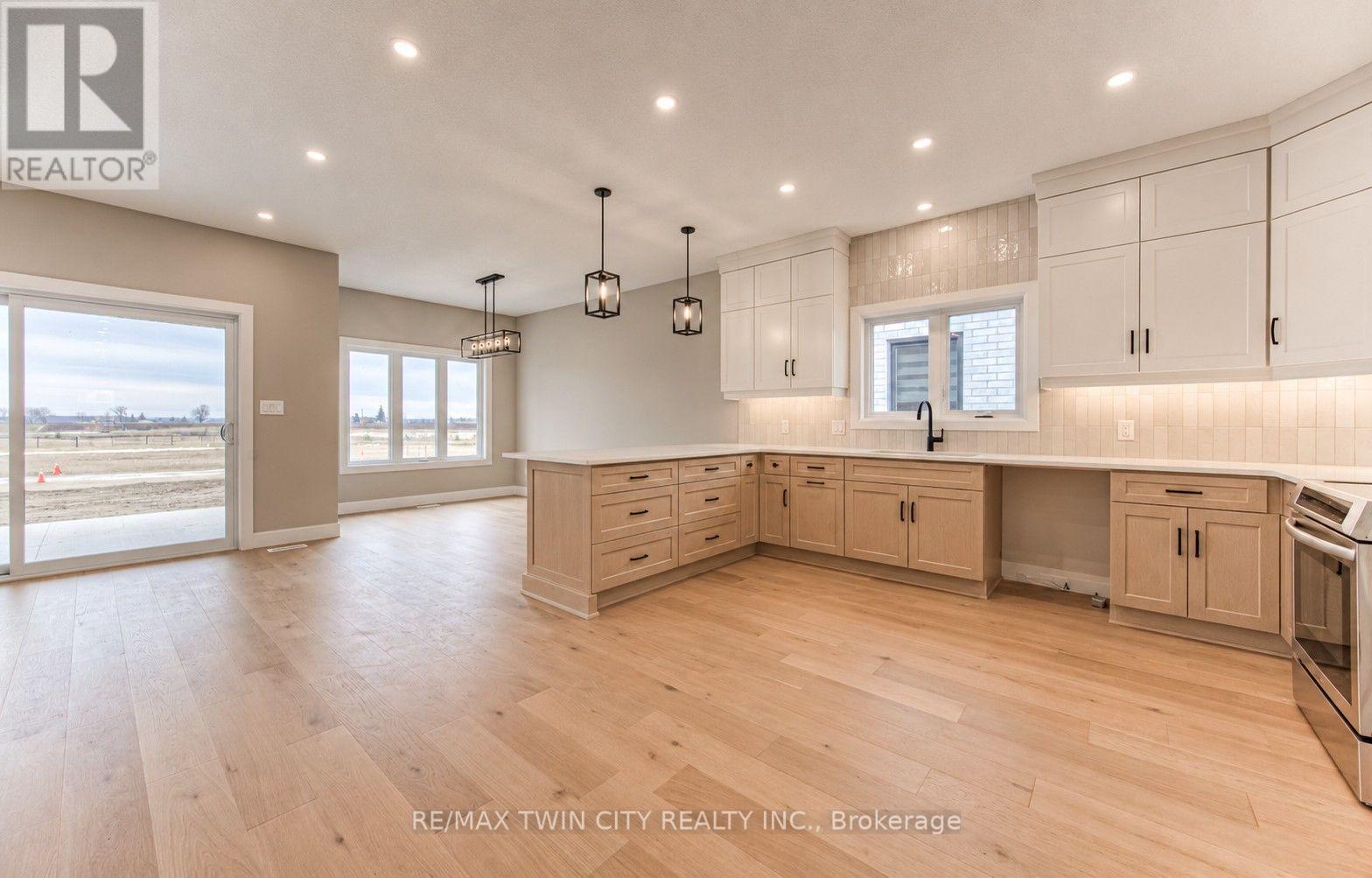 59 Weymouth Street, Woolwich, Ontario  N3B 0E6 - Photo 6 - X14092344