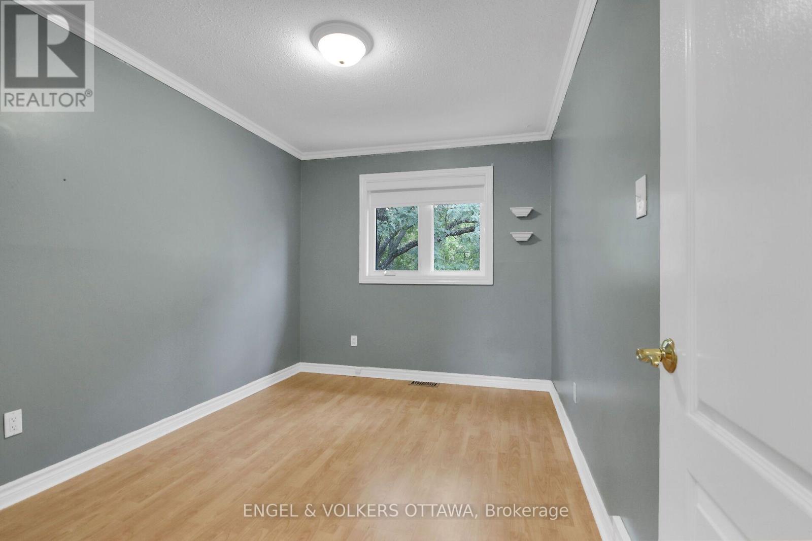 24 Tammela Court, Ottawa, Ontario  K1T 2E7 - Photo 32 - X14092396