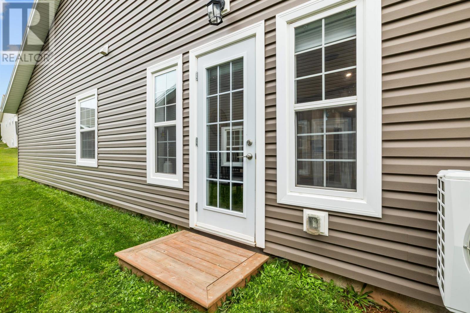 31 Alice Avenue, East Royalty, Prince Edward Island  C1C 0V1 - Photo 8 - 202626119