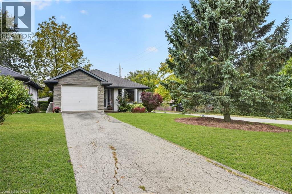 13 Barton Street, Cayuga, Ontario  N0A 1E0 - Photo 2 - 40871770
