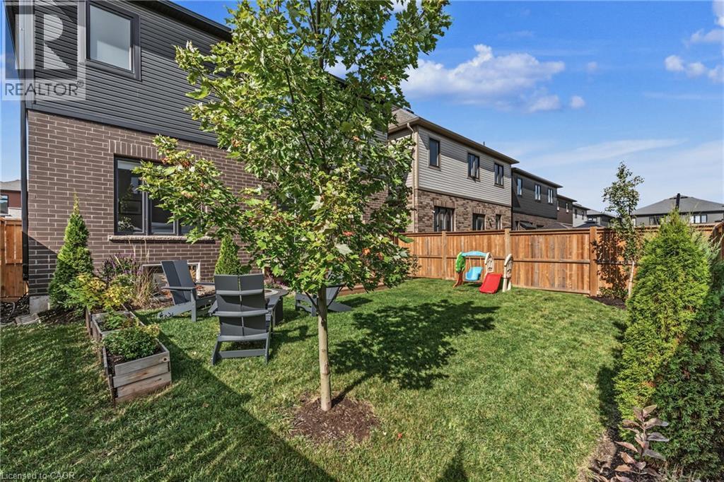 226 Midland Place, Welland, Ontario  L3B 0H4 - Photo 39 - 40872117
