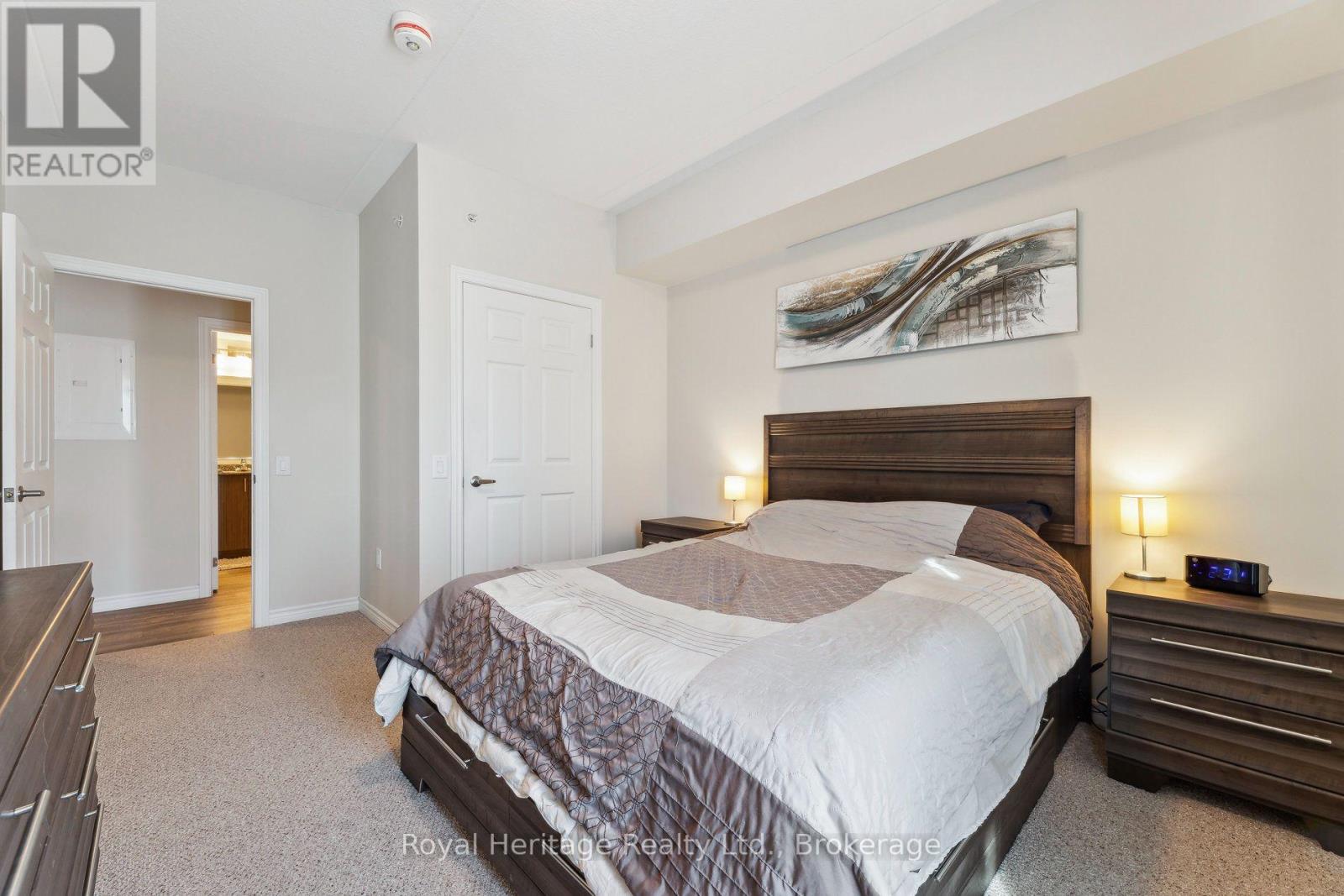 215 - 290 Liberty Street N, Clarington, Ontario  L1C 0V5 - Photo 8 - E14092478