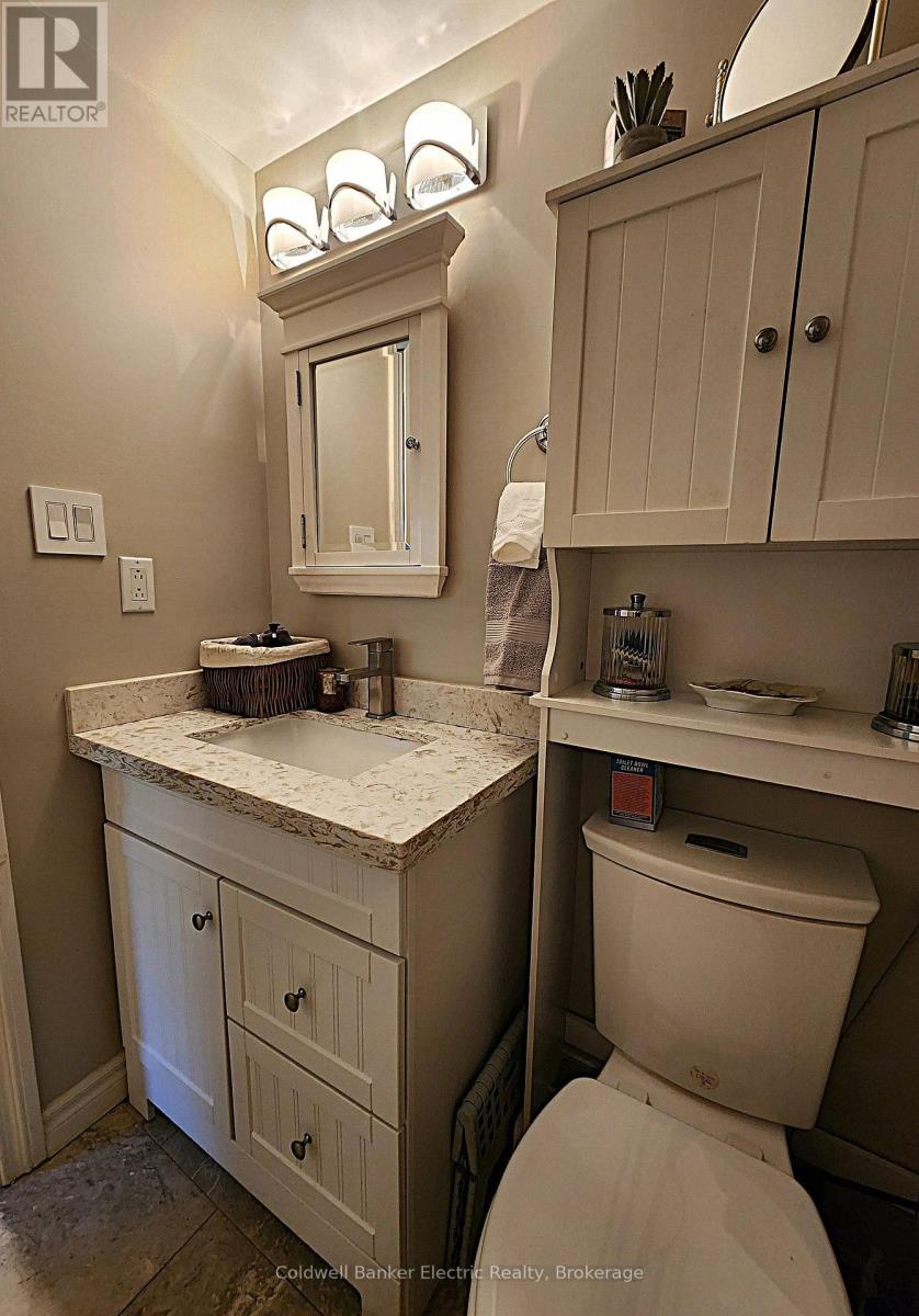 1007 Moorelands Crescent, Pickering, Ontario  L1W 3K3 - Photo 12 - E14092550