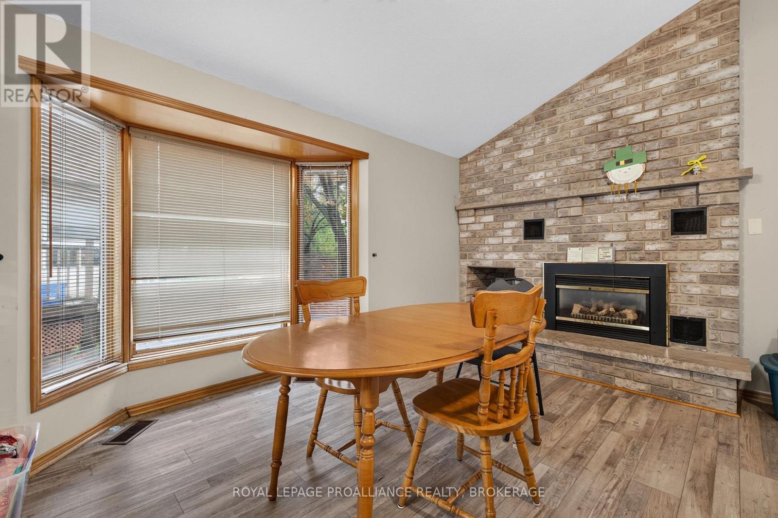 86 Ellerbeck Street, Kingston, Ontario K7L 4H7 - Photo 10 - X14092548