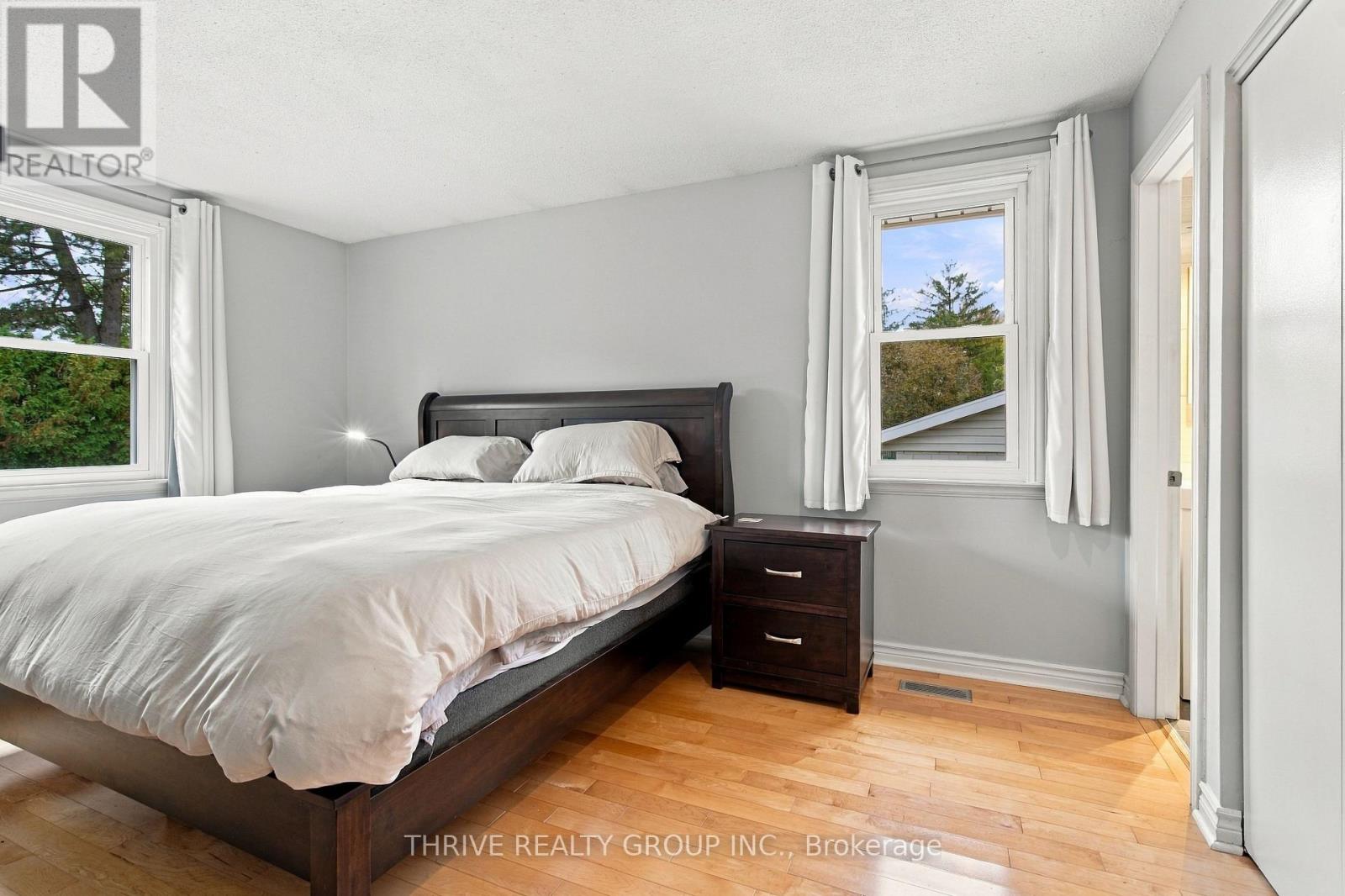 708 Village Green Avenue, London South, Ontario  N6K 1H2 - Photo 17 - X14092446