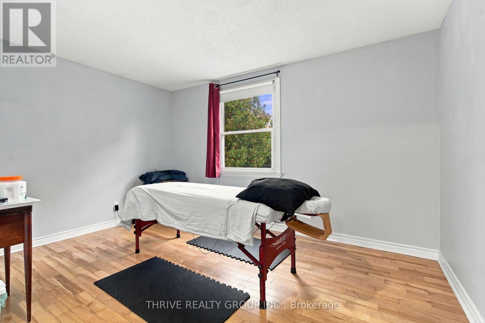 708 Village Green Avenue, London South, Ontario  N6K 1H2 - Photo 20 - X14092446