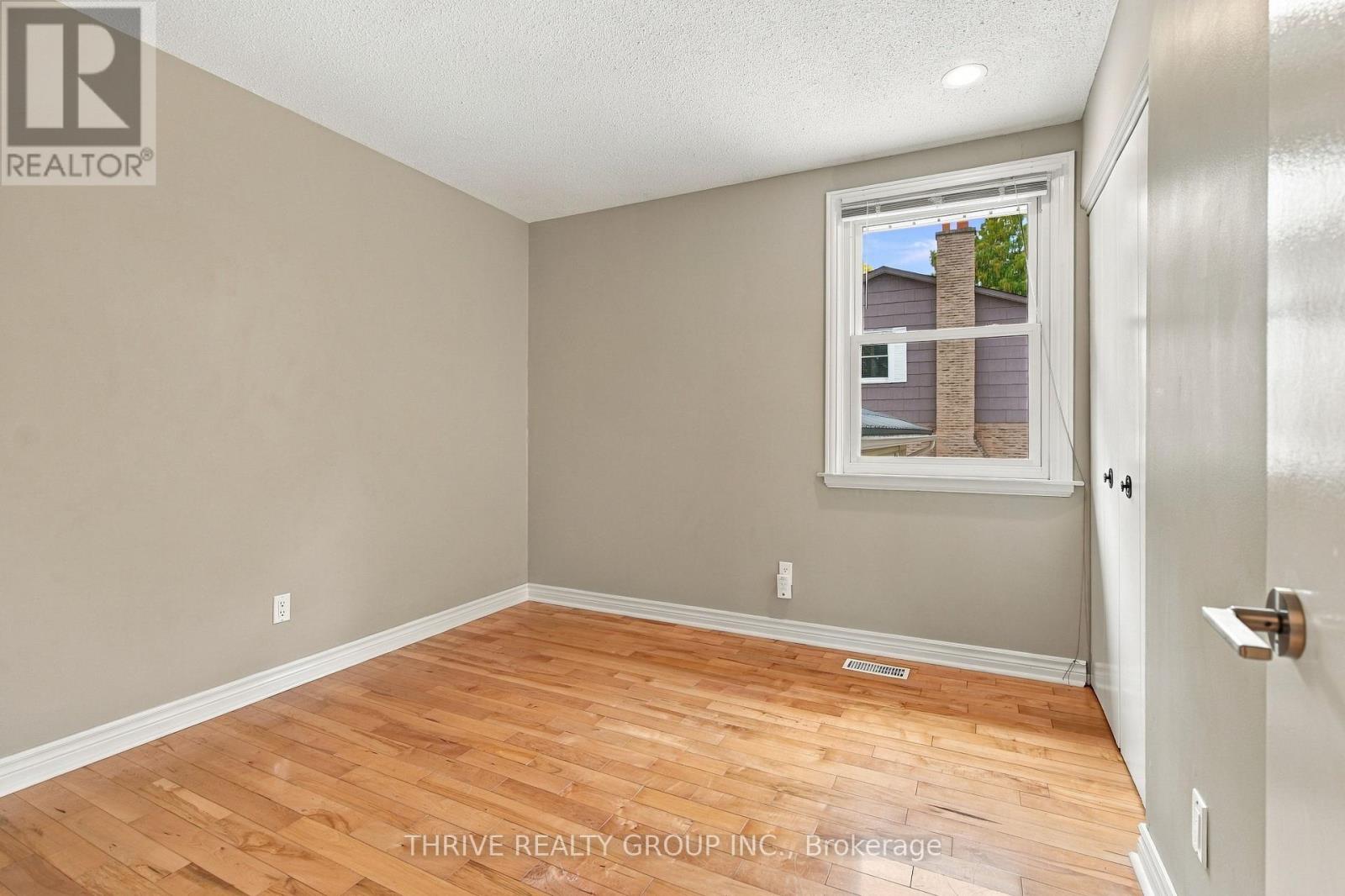 708 Village Green Avenue, London South, Ontario  N6K 1H2 - Photo 22 - X14092446