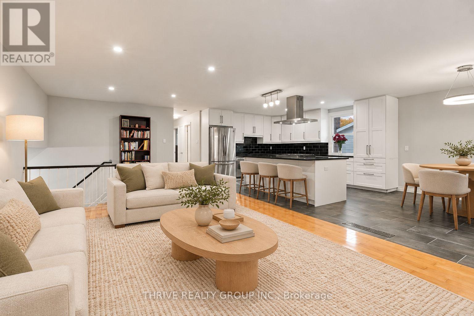 708 Village Green Avenue, London South, Ontario  N6K 1H2 - Photo 8 - X14092446