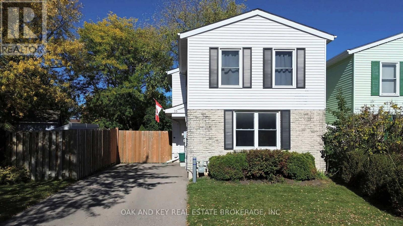 25 Timberlane Crescent, Kitchener, Ontario  N2N 1T5 - Photo 2 - X14092504