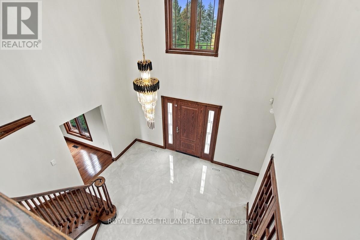 716 Franklinway Crescent, London North, Ontario  N6G 5C8 - Photo 19 - X14092508