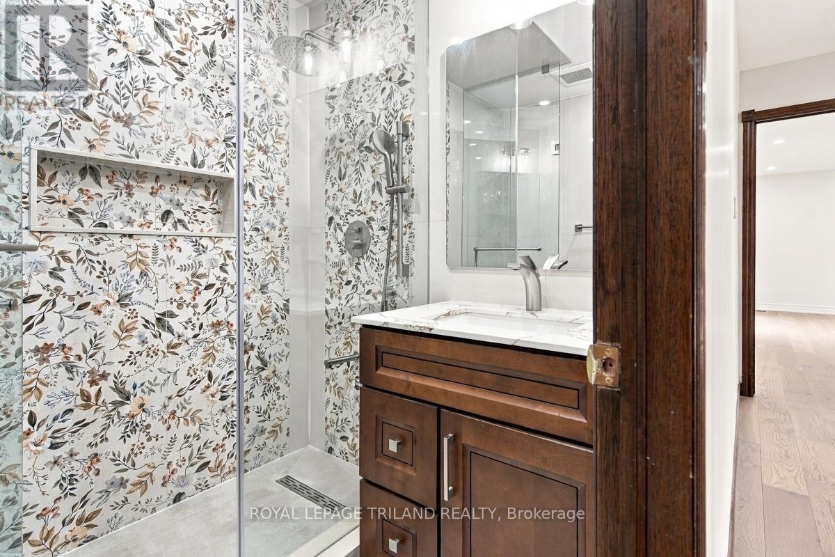 716 Franklinway Crescent, London North, Ontario  N6G 5C8 - Photo 27 - X14092508