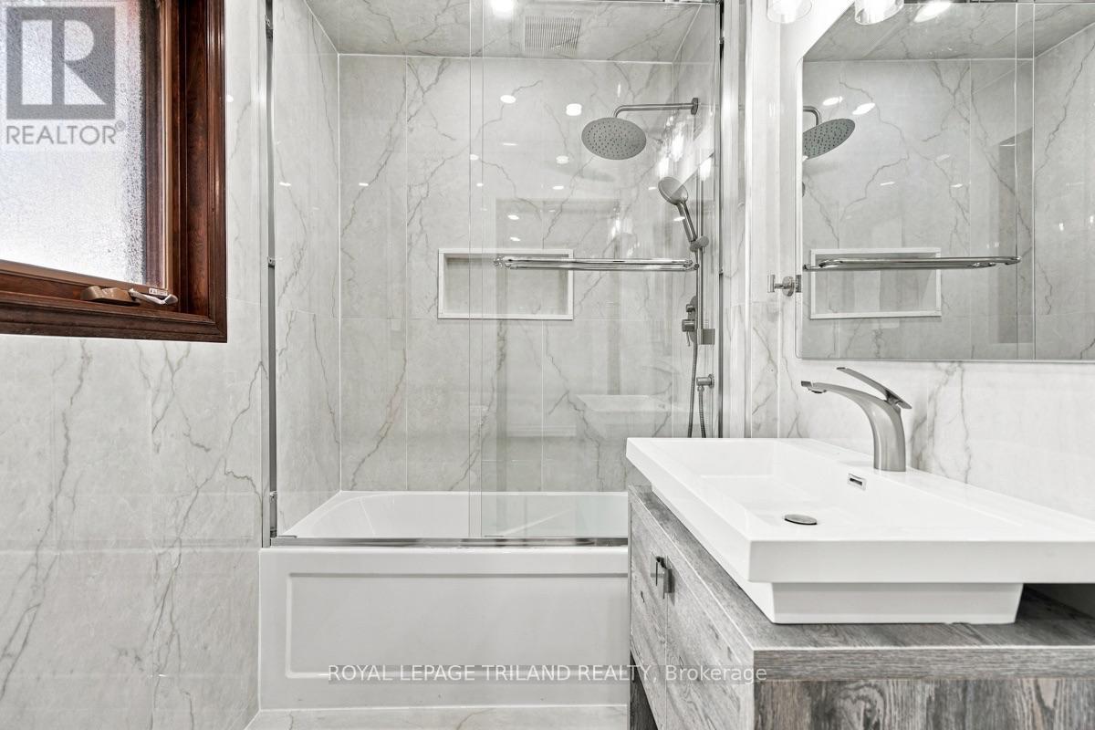 716 Franklinway Crescent, London North, Ontario  N6G 5C8 - Photo 29 - X14092508
