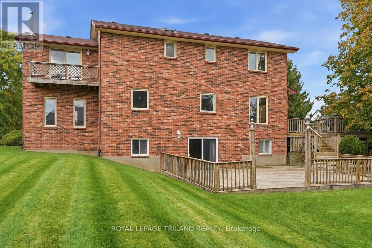 716 Franklinway Crescent, London North, Ontario  N6G 5C8 - Photo 39 - X14092508