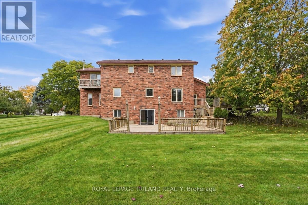 716 Franklinway Crescent, London North, Ontario  N6G 5C8 - Photo 41 - X14092508