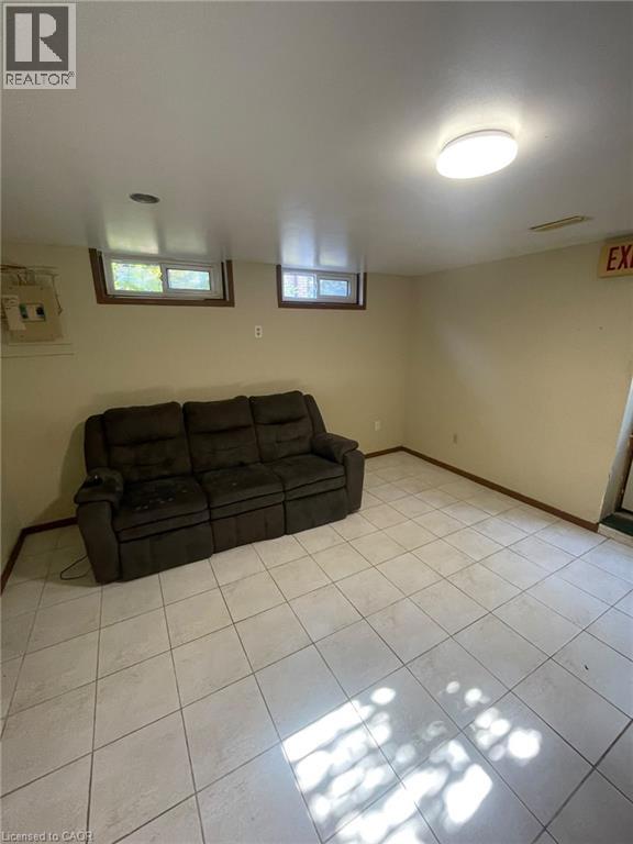 190 CEDARVALE Crescent Unit# Lower, Waterloo, Ontario