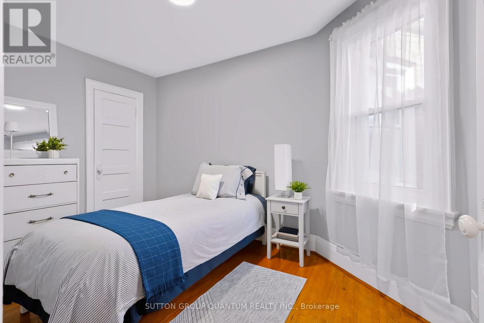 41 Manning Avenue, Toronto, Ontario  M6J 2K3 - Photo 14 - C14092436