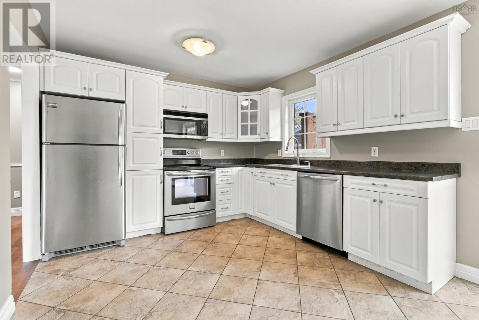 21 Gammon Crescent, Forest Hills, Nova Scotia  B2W 5P2 - Photo 10 - 202626118