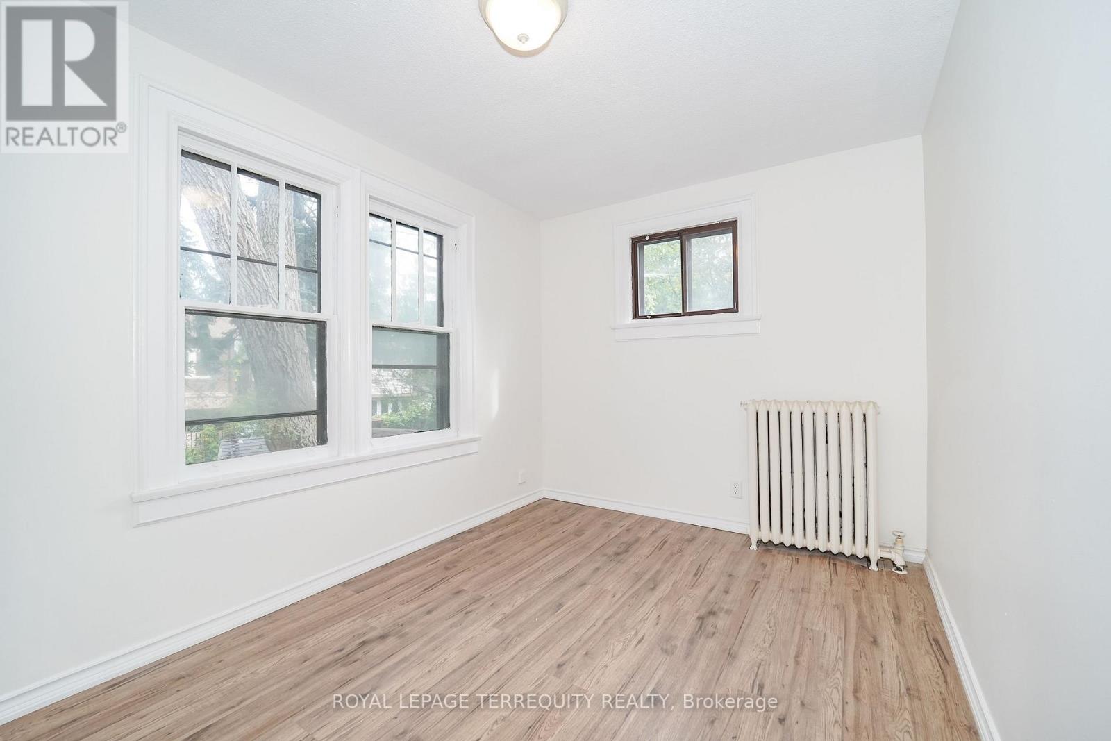 6 - 8 Thorncliffe Avenue, Toronto, Ontario  M4K 1V5 - Photo 3 - E14092470