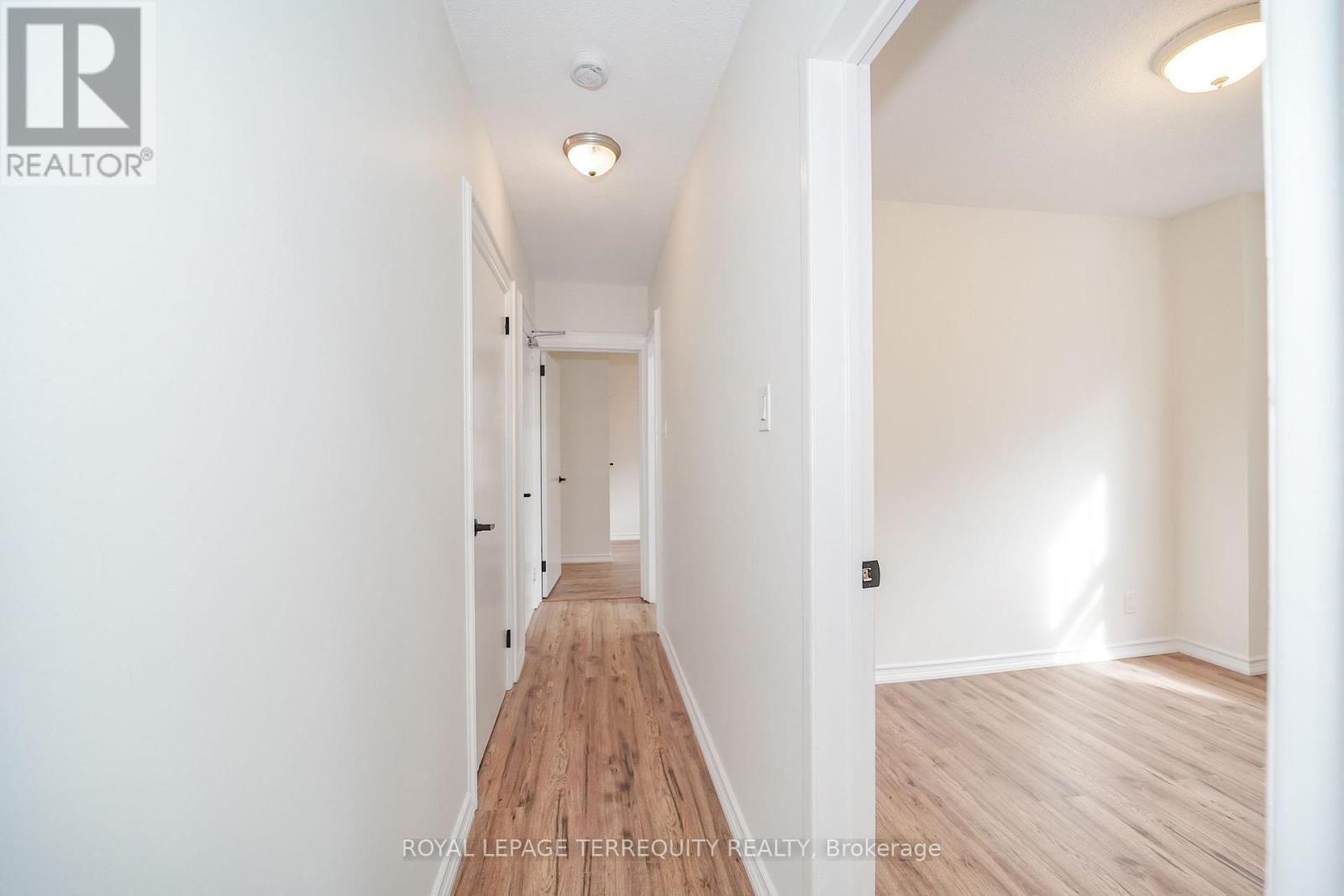 6 - 8 Thorncliffe Avenue, Toronto, Ontario  M4K 1V5 - Photo 4 - E14092470