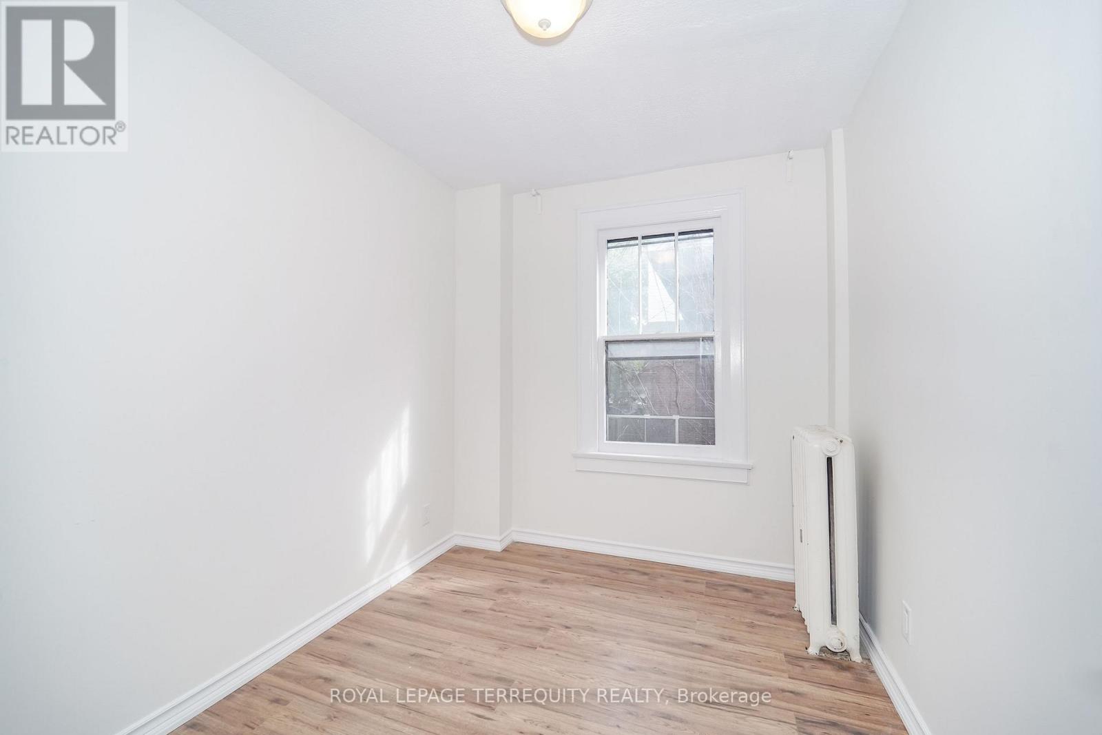 6 - 8 Thorncliffe Avenue, Toronto, Ontario  M4K 1V5 - Photo 6 - E14092470